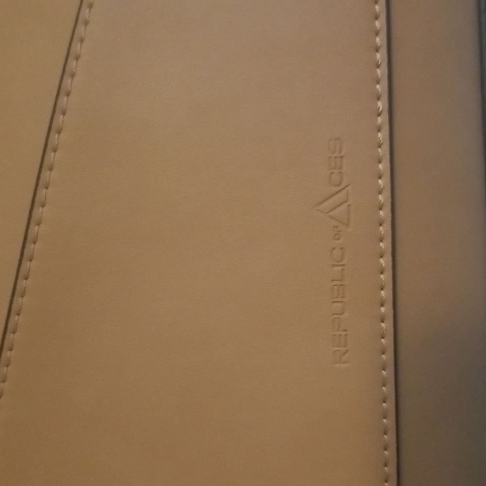 EUC Republic of Aces Black and Tan Hand Bag - Picture 3 of 7